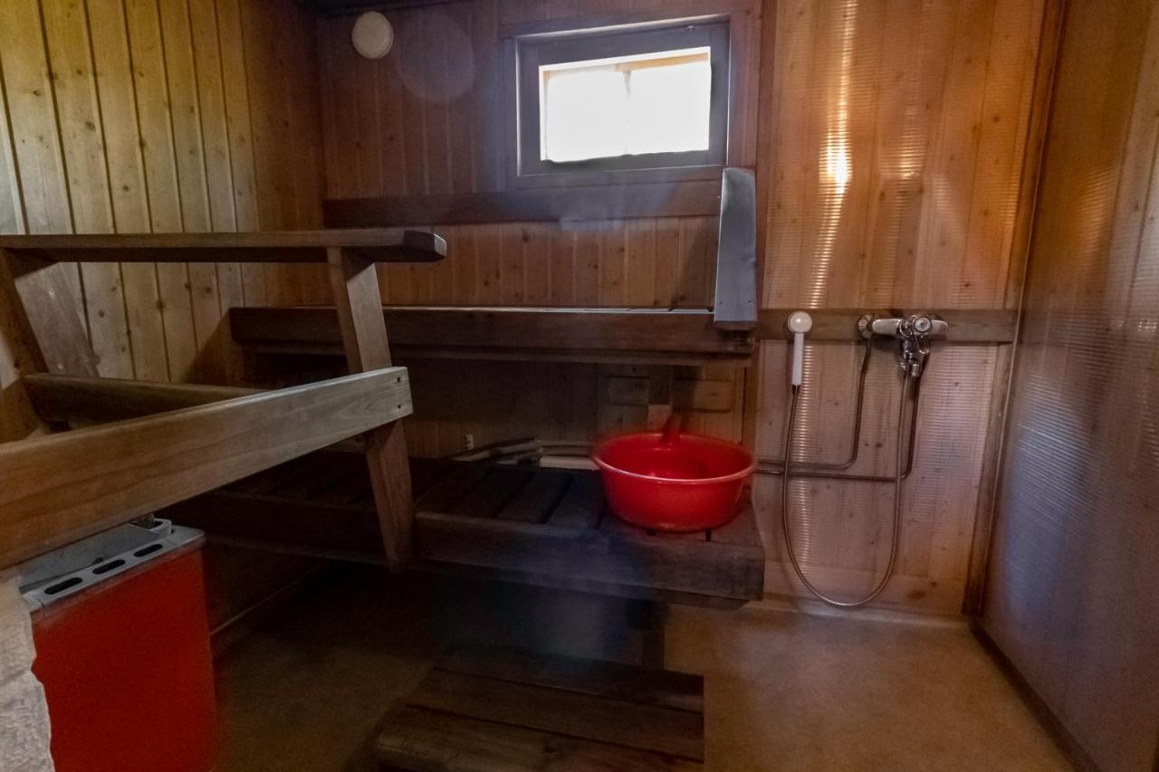 Aurantola Hotel Jaala Buitenkant foto